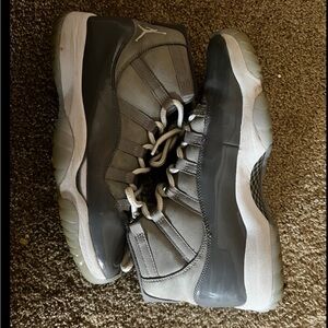 Jordan 11 Cool Grey Retro